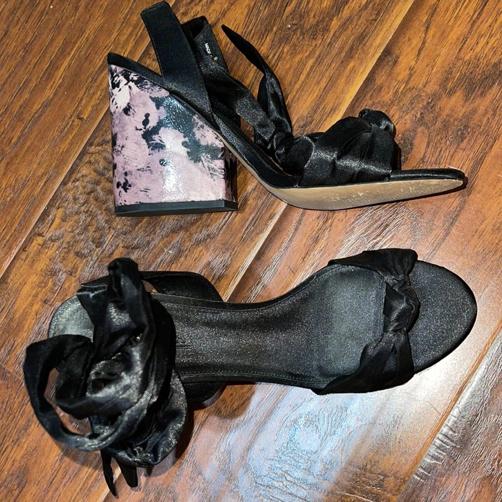 Block heels - Picture 1 of 5